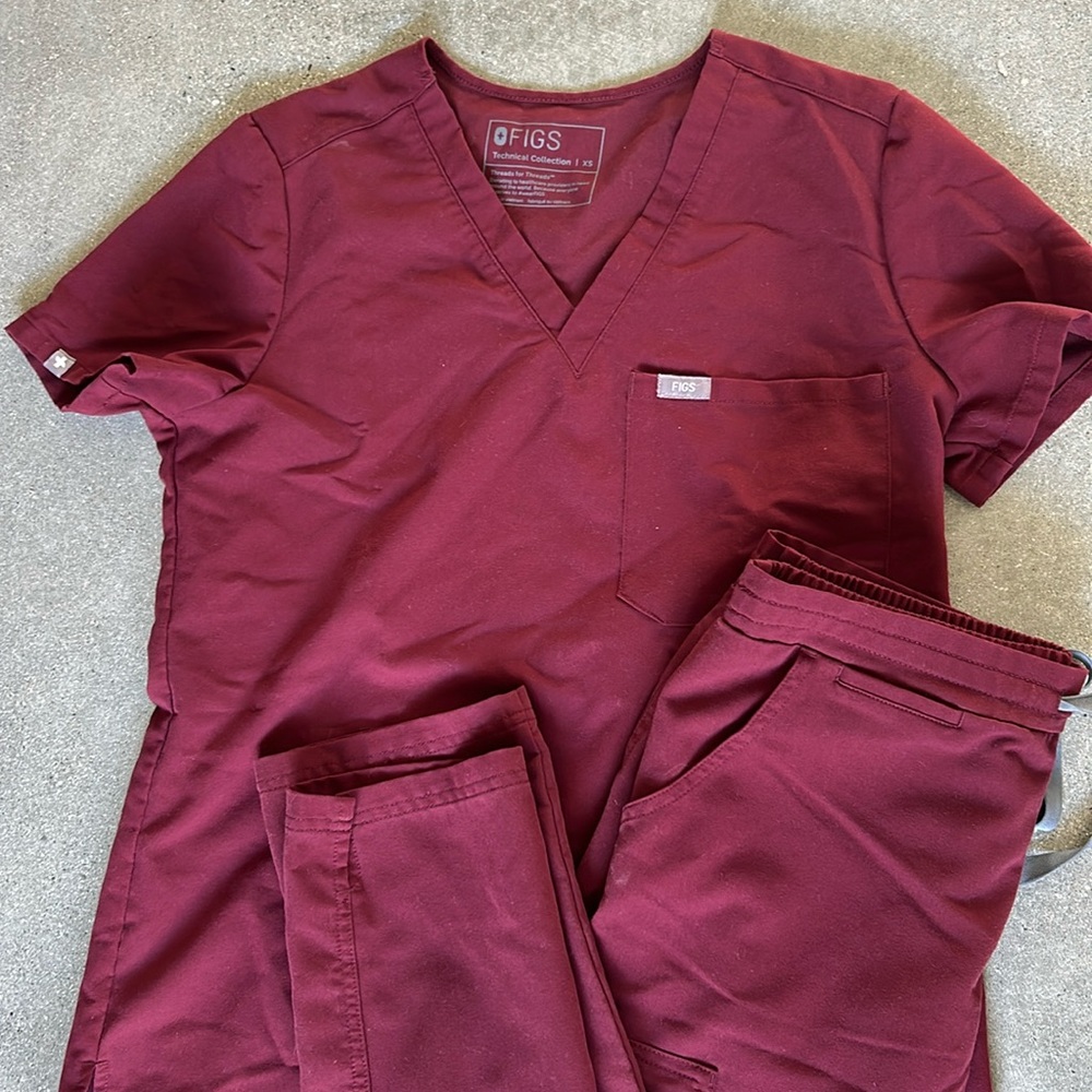 Figs Scrubs Set Burgundy, size XS / XS petite